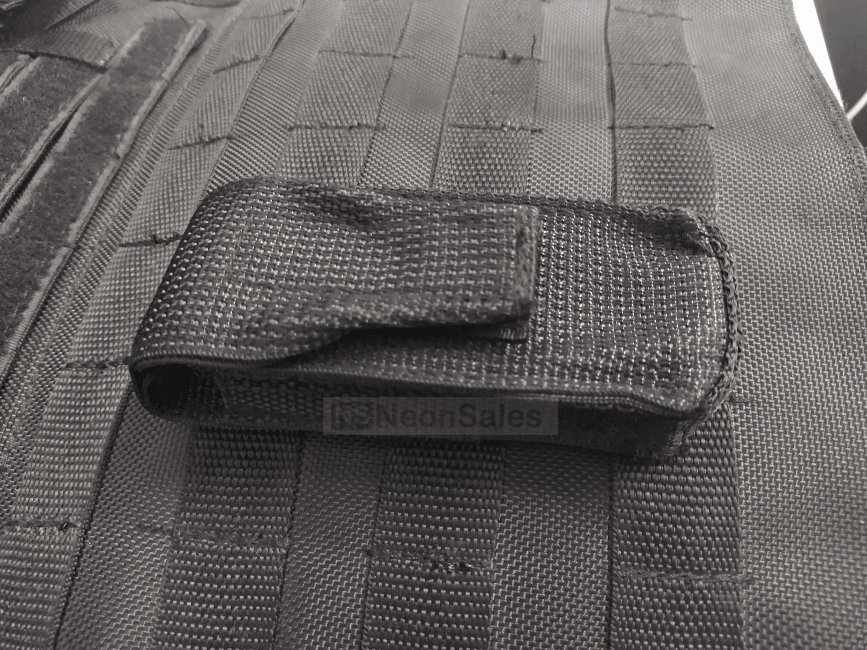 MAVERICK 17 RD DBL STACK PISTOL MAG. POUCH - MOLLE - NeonSales {{ shop.shopifyCountryName }}