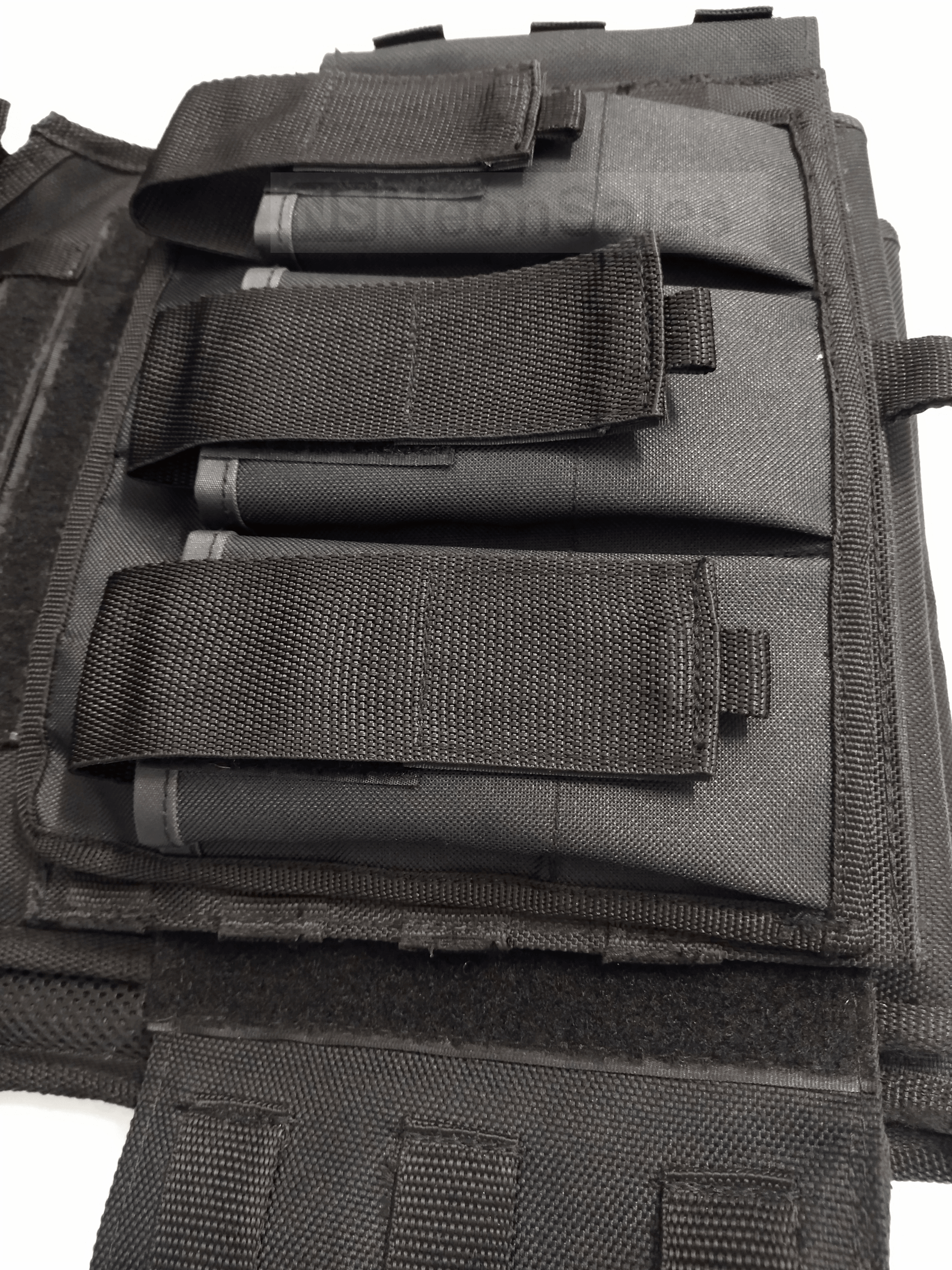 MAVERICK AR15 5.56X45MM MAGAZINE POUCH - MOLLE - NeonSales South Africa