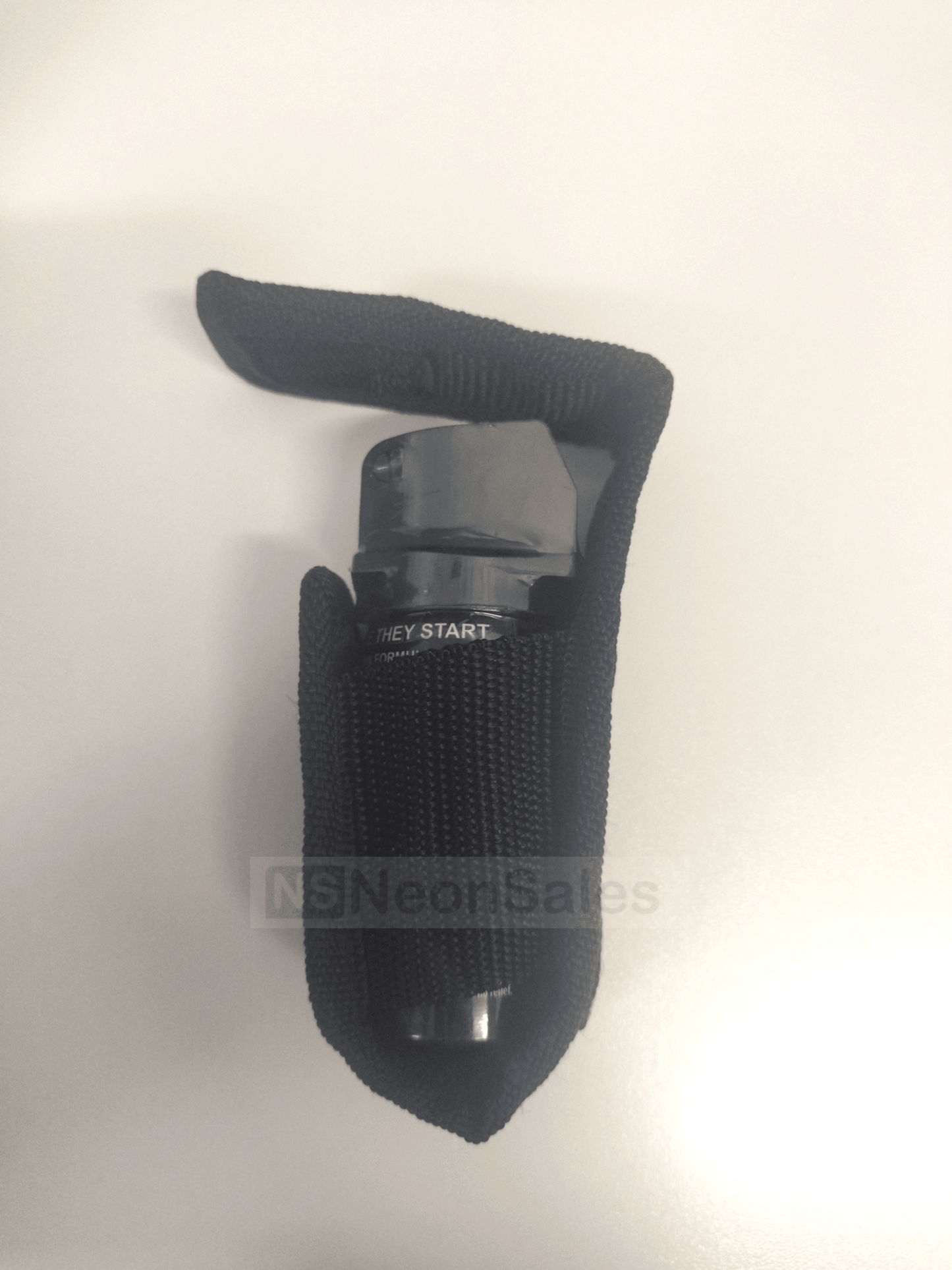 MAVERICK PEPPERSPRAY 45ML POUCH - NeonSales {{ shop.shopifyCountryName }}