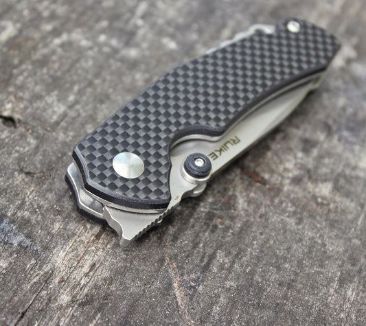 RUIKE KNIFE P671-CB CARBON FIBER OVERLAY - NeonSales {{ shop.shopifyCountryName }}