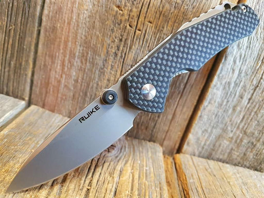 RUIKE KNIFE P671-CB CARBON FIBER OVERLAY - NeonSales {{ shop.shopifyCountryName }}