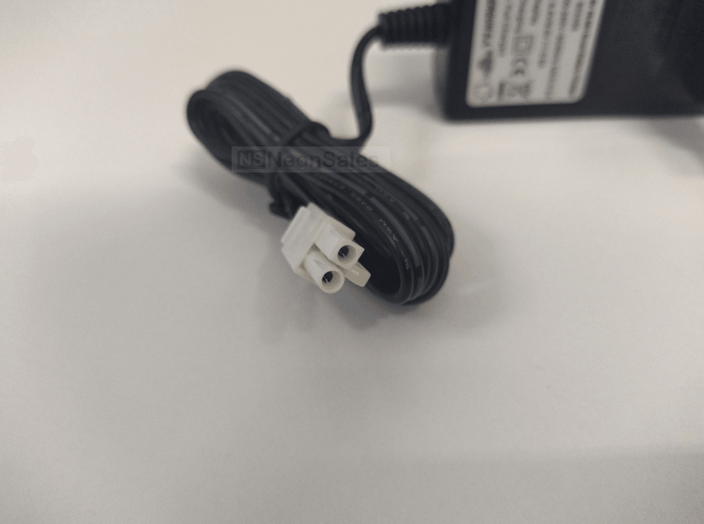 SWISS ARMS BATTERY CHARGER 8.4V-9.6V NIMH - NeonSales {{ shop.shopifyCountryName }}