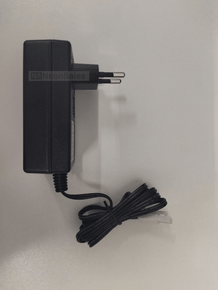 SWISS ARMS BATTERY CHARGER 8.4V-9.6V NIMH - NeonSales {{ shop.shopifyCountryName }}