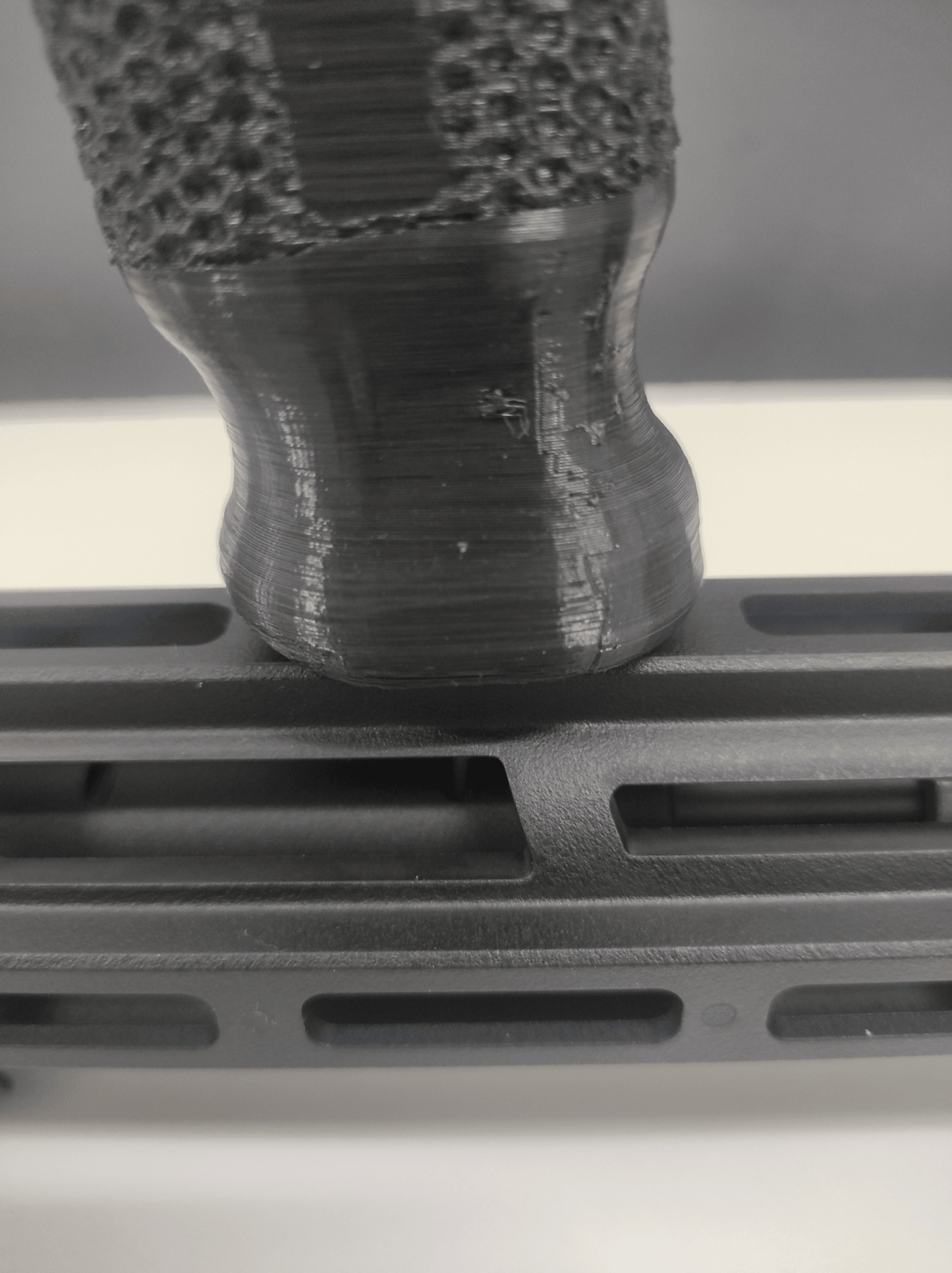 TACTICA CANTILEVERED FOREGRIP (M-LOK) - BLACK - NeonSales {{ shop.shopifyCountryName }}