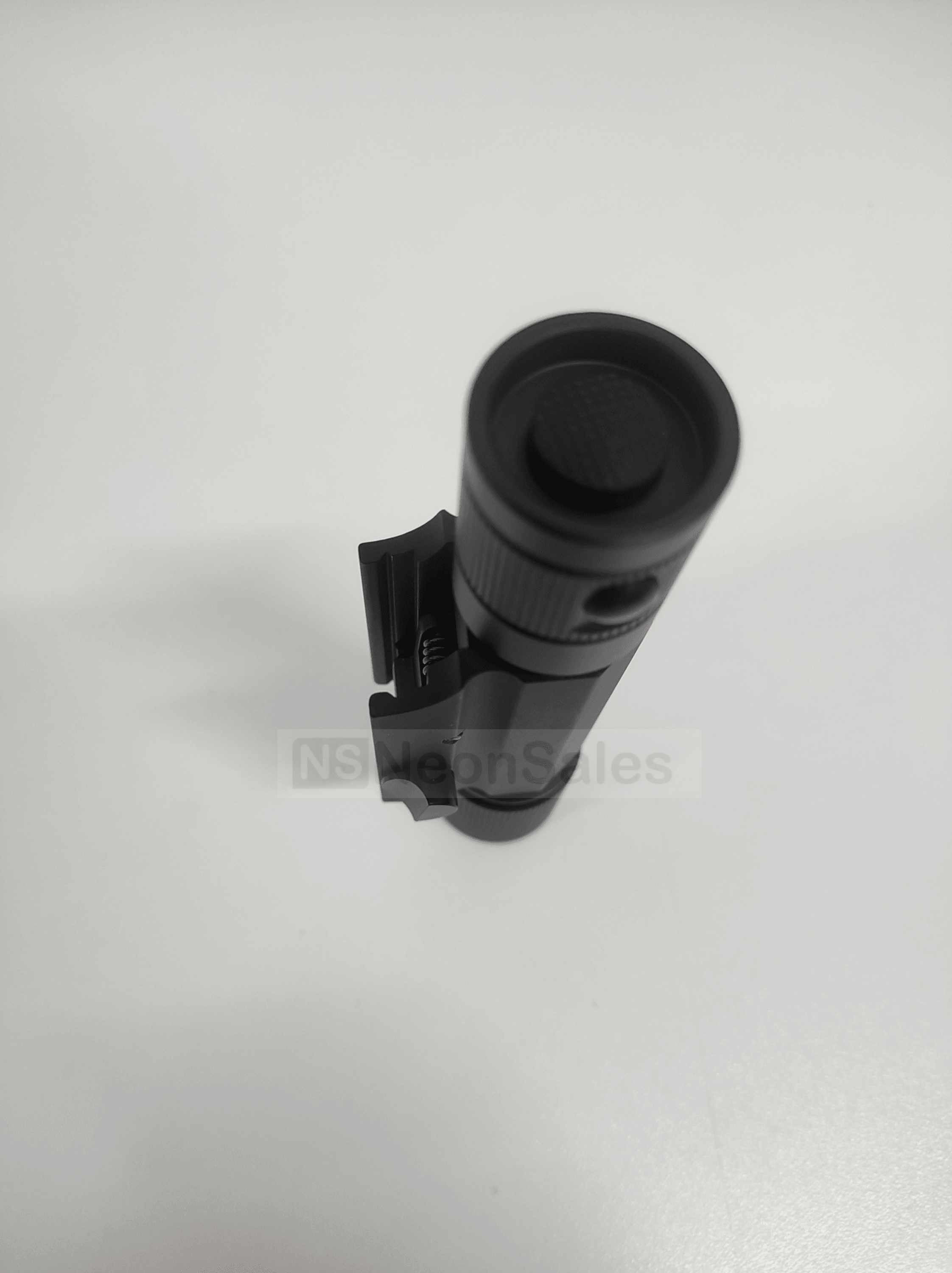 TITANIUM TF2 TACTICAL FLASHLIGHT W/ REMOTE SWITCH - NeonSales {{ shop.shopifyCountryName }}
