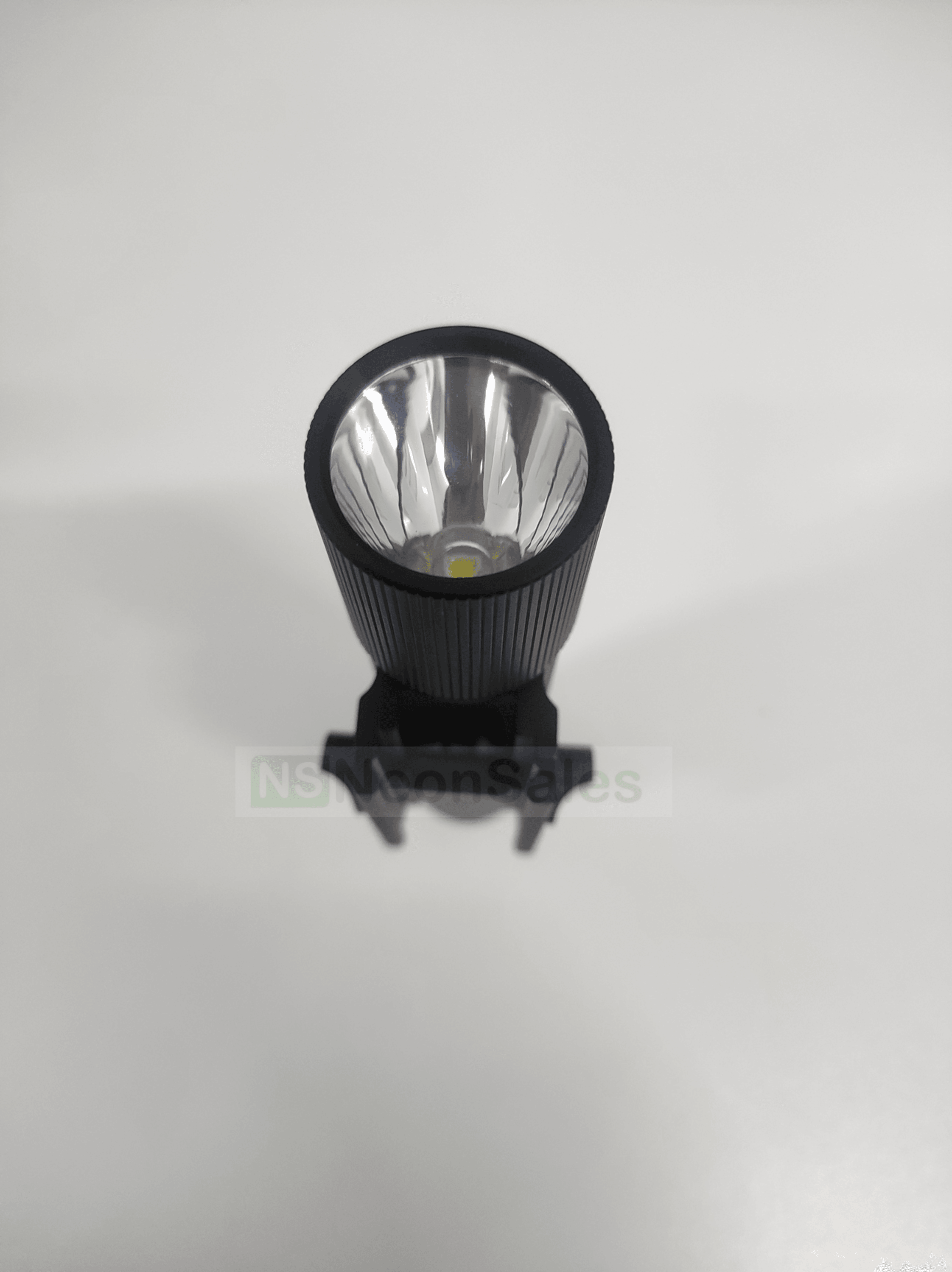 TITANIUM TF2 TACTICAL FLASHLIGHT W/ REMOTE SWITCH - NeonSales {{ shop.shopifyCountryName }}