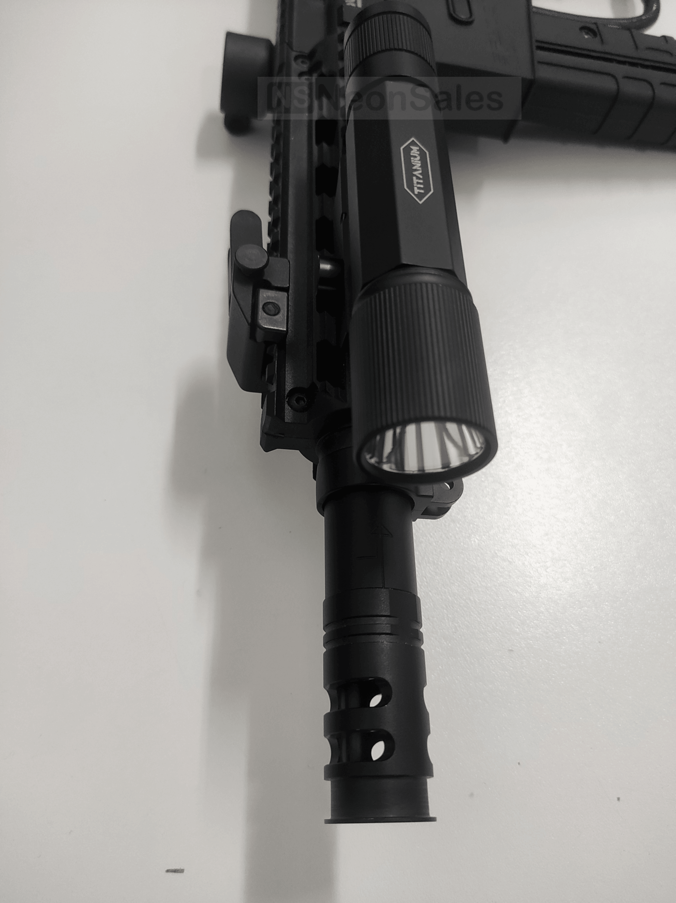 TITANIUM TF2 TACTICAL FLASHLIGHT W/ REMOTE SWITCH - NeonSales {{ shop.shopifyCountryName }}