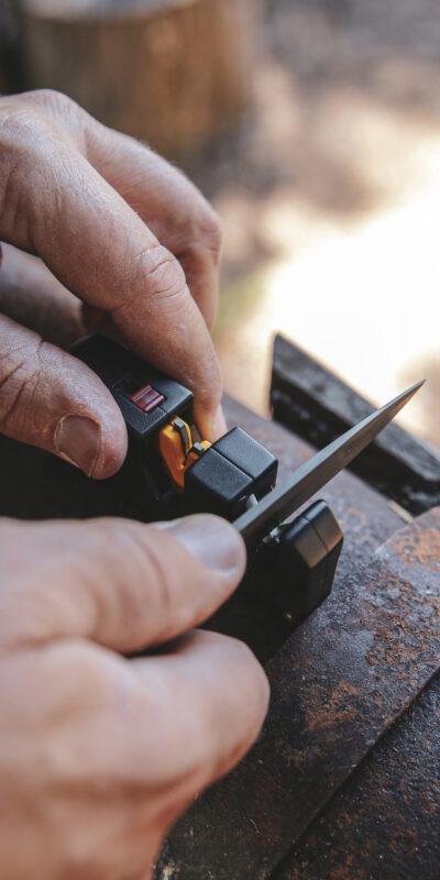 WORK SHARP PIVOT PLUS KNIFE SHARPENER - NeonSales {{ shop.shopifyCountryName }}